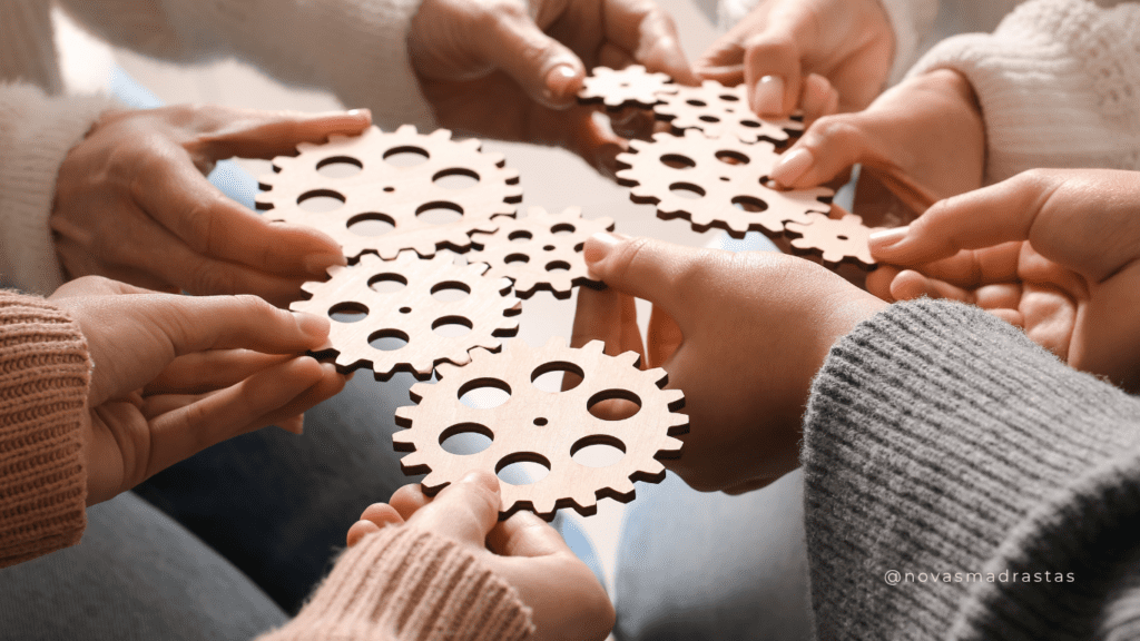 família reconstituída funcionando com integração e cooperação entre os membros